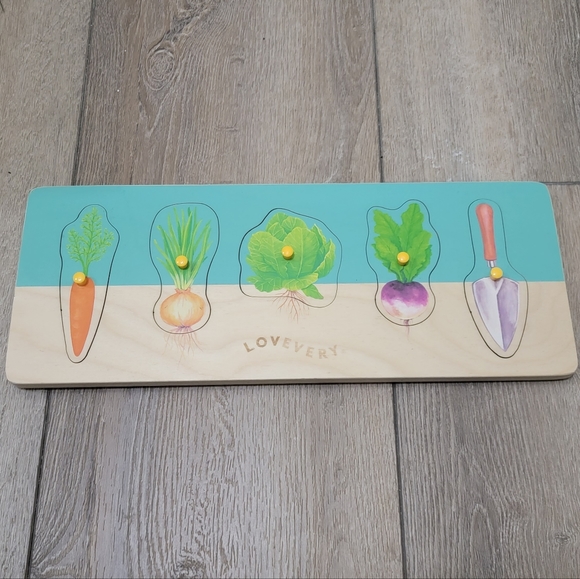 ❗️Last Chance is Today!❗️Lovevery Community Garden Puzzle- Make an Offer - Picture 1 of 3